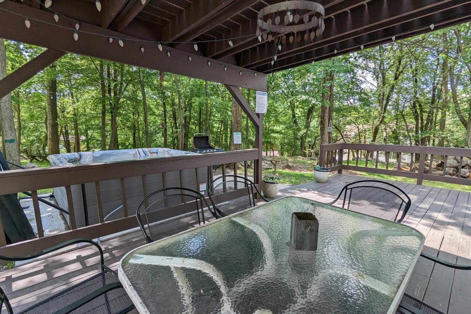 Harmony By Avantstay Lake Access Hot Tub Fire Pit Game